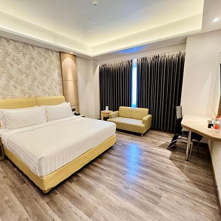 Orchardz Hotel Industri Jakarta Kemayoran Kültér fotó