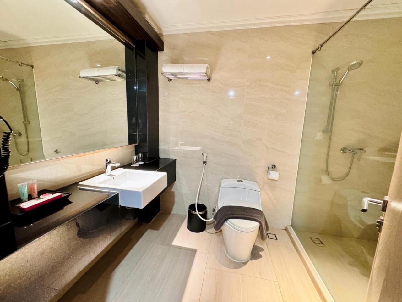 Orchardz Hotel Industri Jakarta Kemayoran Kültér fotó