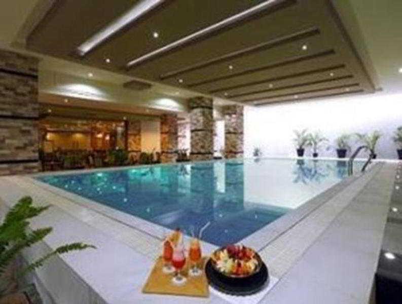 Orchardz Hotel Industri Jakarta Kemayoran Kültér fotó