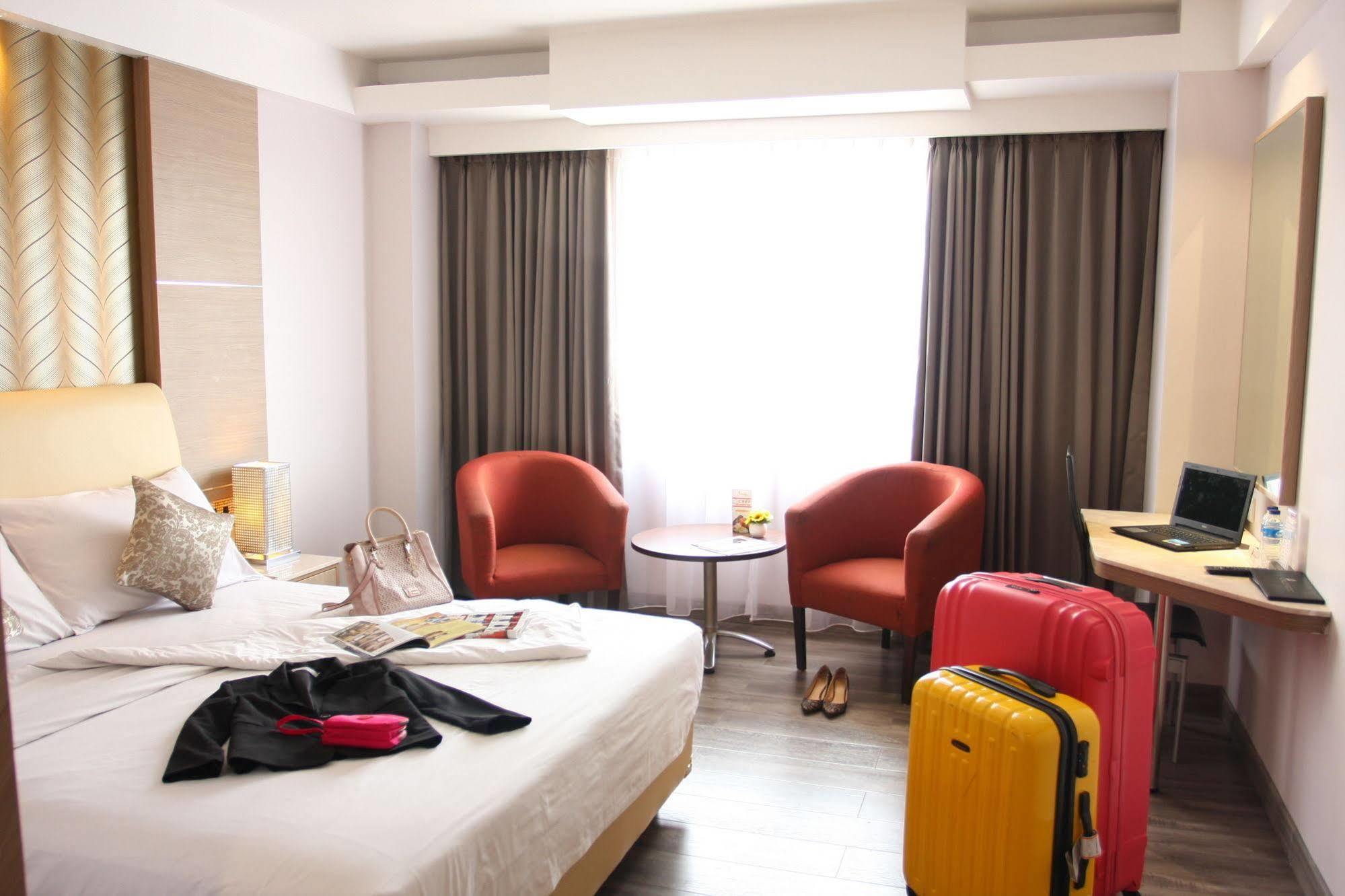 Orchardz Hotel Industri Jakarta Kemayoran Kültér fotó